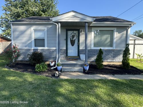 201 Meadowview Dr, Mt Washington, KY, 40047-7624 | Card Image