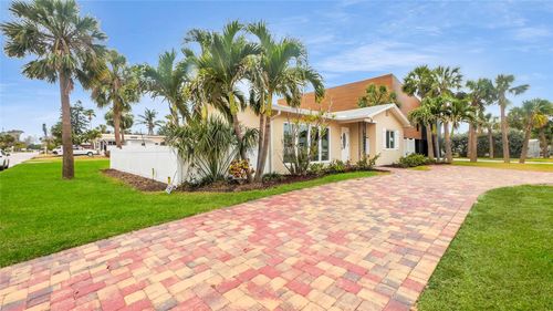 281 44th Ave, ST PETE BEACH, FL, 33706-2516 | Card Image