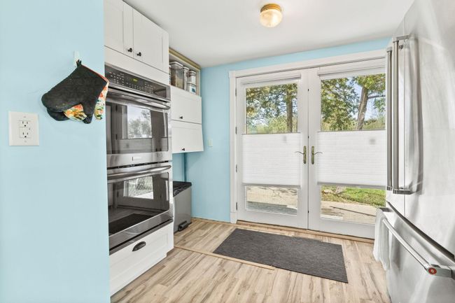 Stainless steel appliances, double oven | Image 7