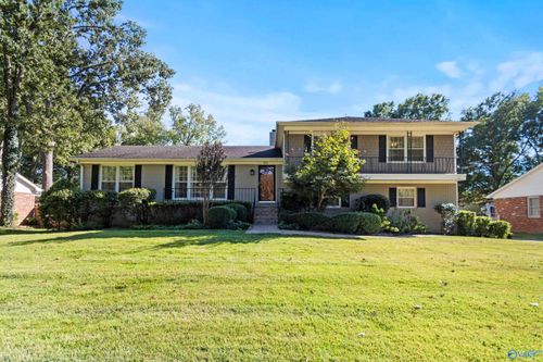 826 Eldorado Ave Se, Huntsville, AL, 35802-3210 | Card Image