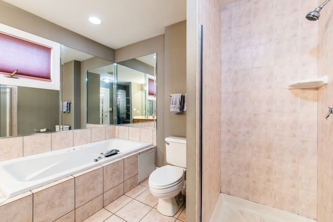 840 N Northwest Hwy, Townhouse with 3 bedrooms, 4 bathrooms and 2 parking in Park Ridge IL | Image 19