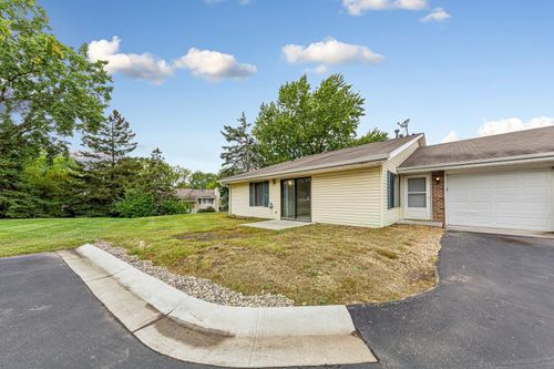 3831 Heather Dr, Eagan, MN, 55122-1624 | Card Image