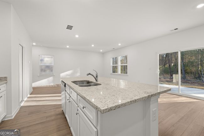 965 Evergreen Rd, House other with 4 bedrooms, 3 bathrooms and null parking in Winder GA | Image 6