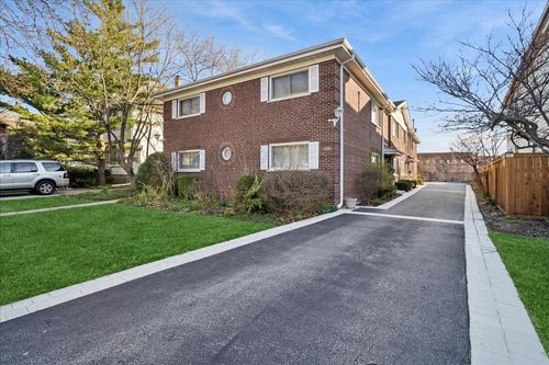 a-319 S Vine Avenue, Park Ridge, IL, 60068 | Card Image