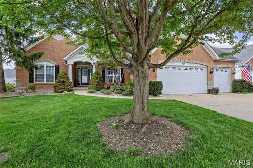 518 Legacy Pointe Dr, Saint Peters, MO, 63376-1897 | Card Image