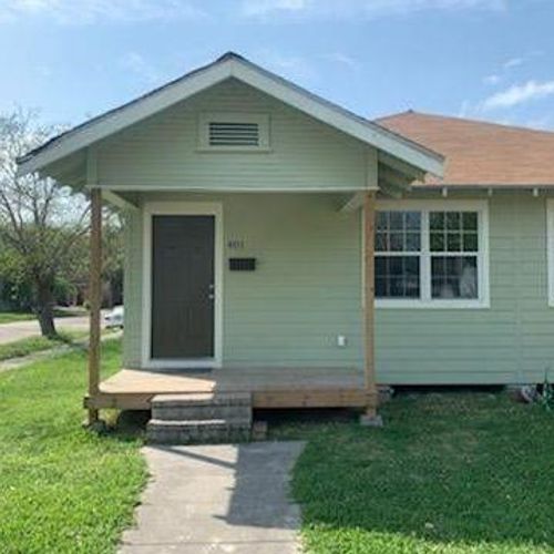 401 N Jones St, Baytown, TX, 77520-4034 | Card Image