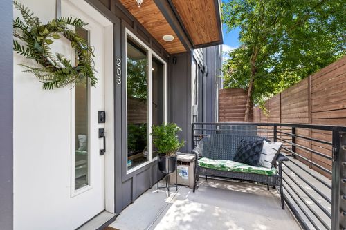 203-1507 N Garrett Ave, Dallas, TX, 75206-7822 | Card Image
