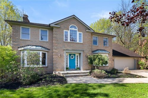 32280 Wintergreen Dr, Solon, OH, 44139-1356 | Card Image