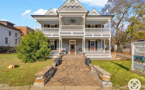 27 Sycamore St, Jefferson, GA, 30549-1597 | Card Image
