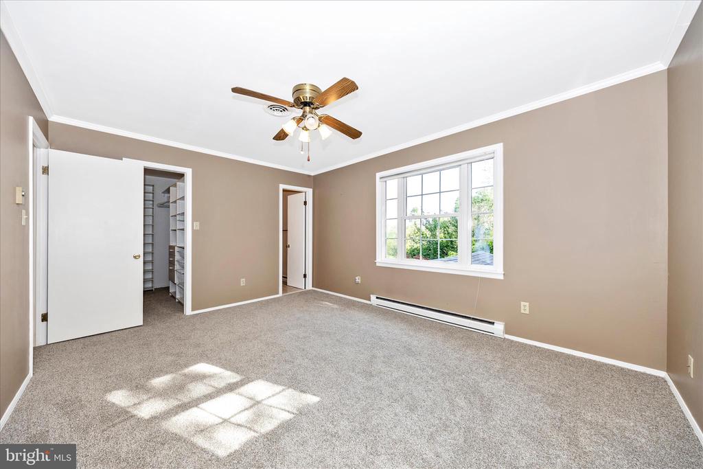 Residential in HAGERSTOWN 2