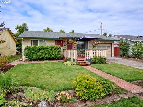 1215 Stanfield Rd, Woodburn, OR, 97071-2339 | Card Image