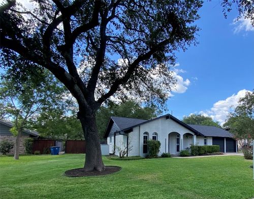 8608 Donna Gail Dr, Austin, TX, 78757-6903 | Card Image