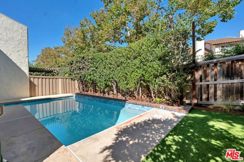 603 Racquet Club Ln, Thousand Oaks, CA, 91360-2556 | Card Image