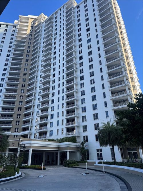 apt-607-701 Brickell Key Blvd, Miami, FL, 33131-2676 | Card Image