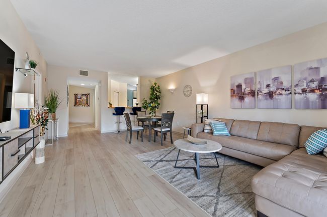 APT-204 - 500 Uno Lago Dr, Condo with 2 bedrooms, 2 bathrooms and null parking in Juno Beach FL | Image 20