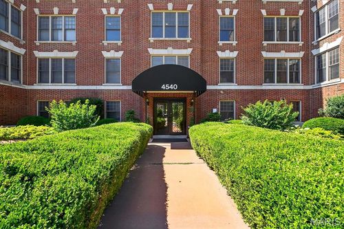 apt-102-4540 Lindell Blvd, Saint Louis, MO, 63108-2040 | Card Image