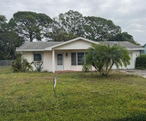 925 Sw Curtis St, Port St Lucie, FL, 34983-1907 | Card Image