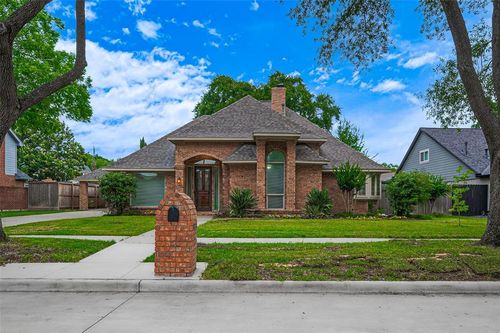 16218 Capri Dr, Jersey Village, TX, 77040-1209 | Card Image