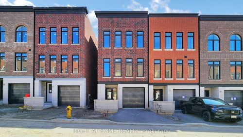 21 Chestnut Hill, Richmond Hill, ON, L4E | Card Image