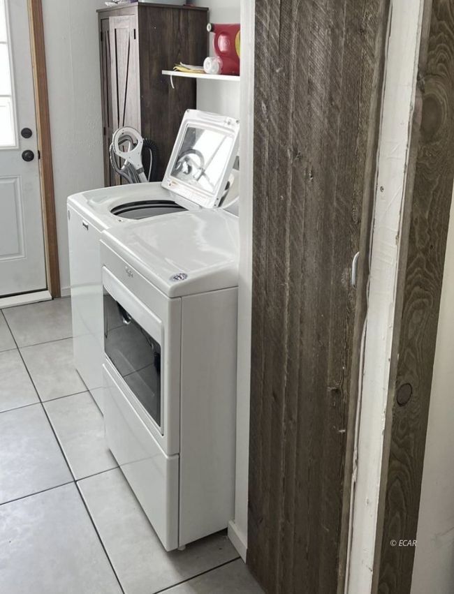 938 Stilwell Ave, House other with 3 bedrooms, 2 bathrooms and null parking in Spring Creek NV | Image 11