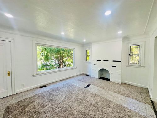 13310 Maiden St, Detroit, MI, 48213-2023 | Card Image