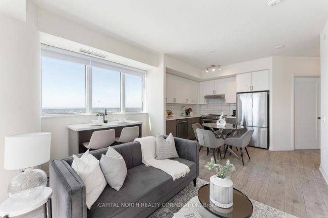 1718 - 9000 Jane St, Condo with 2 bedrooms, 2 bathrooms and 1 parking in Concord ON | Image 15