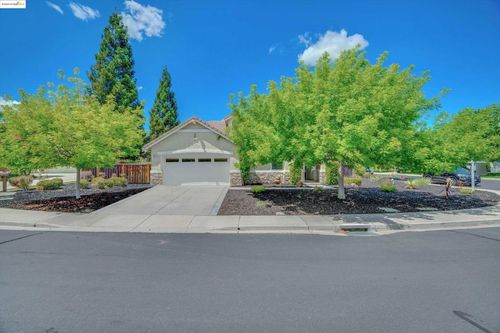 817 Riviera Ct, Brentwood, CA, 94513-5092 | Card Image