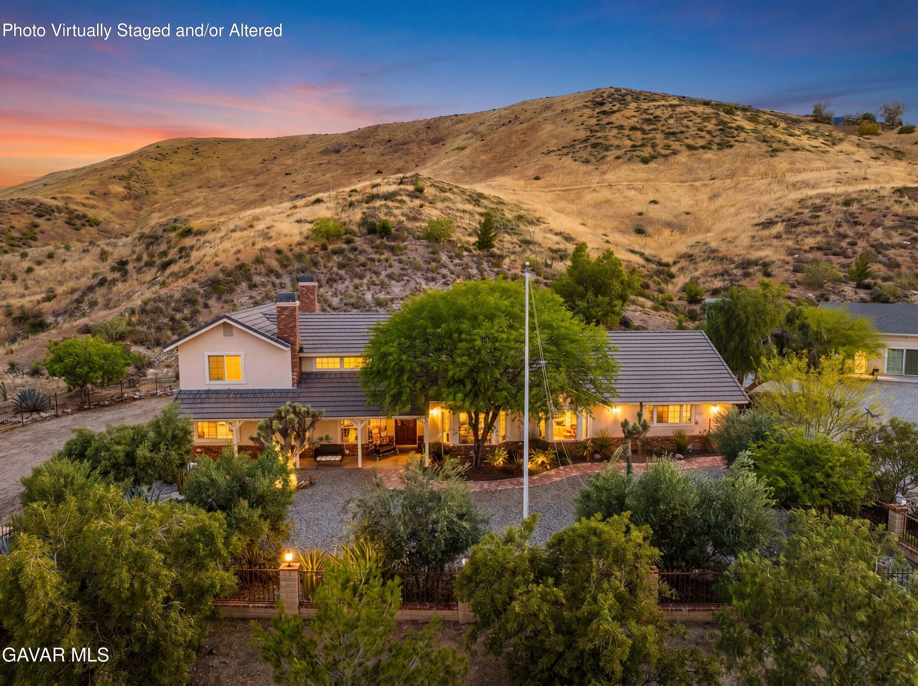 Residential in Agua Dulce