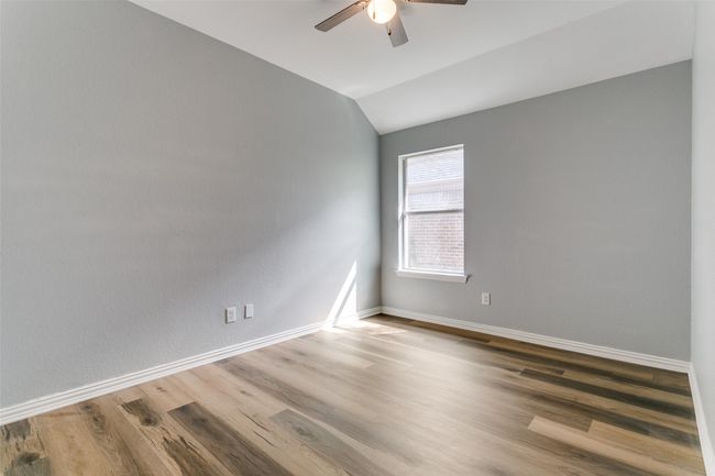 815 Creekside Dr, House other with 4 bedrooms, 2 bathrooms and null parking in Little Elm TX | Image 19