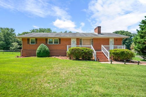 128 Lynview Drive, Lynchburg, VA, 24502 | Card Image