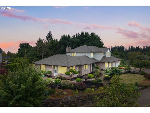 11734 Se Banbury Cir, Happy Valley, OR, 97086-7139 | Card Image