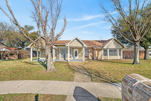 1889 Tree Crest Dr, Lewisville, TX, 75077-2162 | Card Image