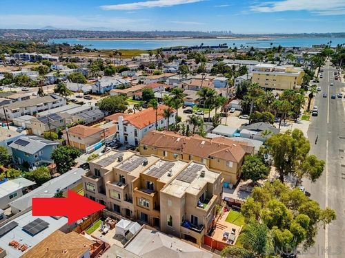 4279 Lamont St, San Diego, CA, 92109-6511 | Card Image
