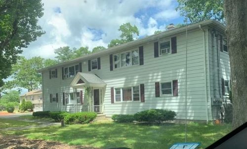 apt-2-3 Colonial Ave, Thompson, CT, 06277-1356 | Card Image
