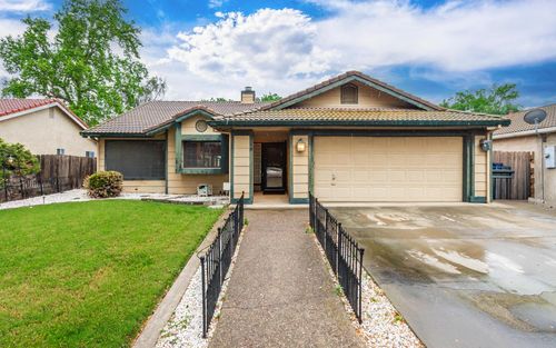 1604 January Dr, Modesto, CA, 95358-6612 | Card Image