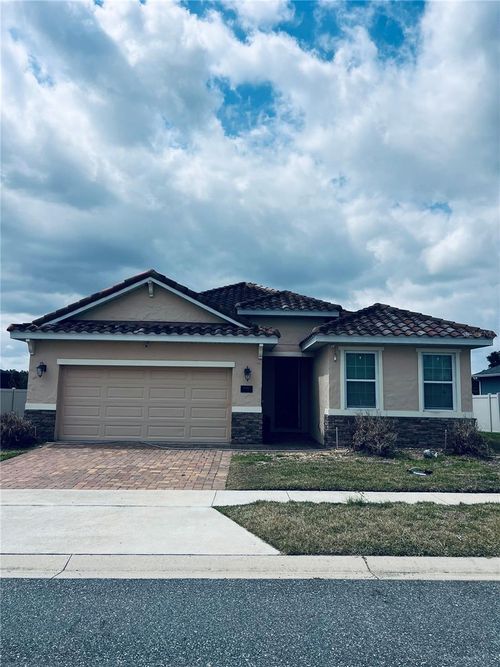 480 Bellissimo Pl, HOWEY IN THE HILLS, FL, 34737-0017 | Card Image