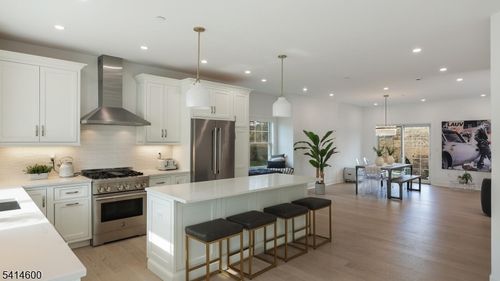 8 Mikula Way, Florham Park, NJ, 07932-1563 | Card Image