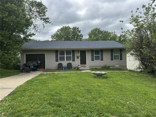 4804 N Tullis Ave, Kansas City, MO, 64119-4243 | Card Image
