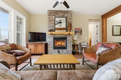 unit-a-1-150 Saddle Notch Lane, Tuckasegee, NC, 28783 | Card Image