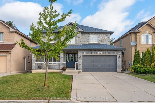 386 Old Mud Street, House with 4 bedrooms, 3 bathrooms and 4 parking in Hamilton ON | Card Image