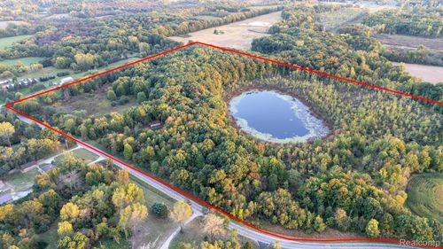 8264 Wilson Rd, Otisville, MI, 48463-9478 | Card Image