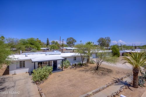 809 S Loyola Ave, Tucson, AZ, 85710-4610 | Card Image