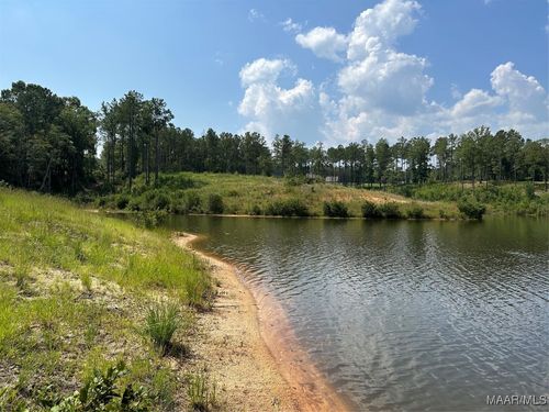 299 Merrill Ln, Deatsville, AL, 36022-2859 | Card Image