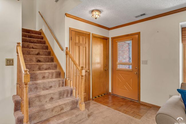 4004 Vintage Ct, Condo with 3 bedrooms, 2 bathrooms and null parking in Lawrence KS | Image 5