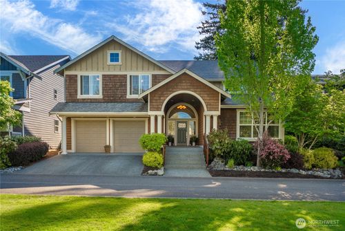 1748 Tannerwood Way Se, North Bend, WA, 98045-8680 | Card Image