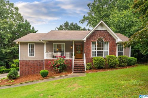 205 Oak Cir, TRUSSVILLE, AL, 35173-1948 | Card Image