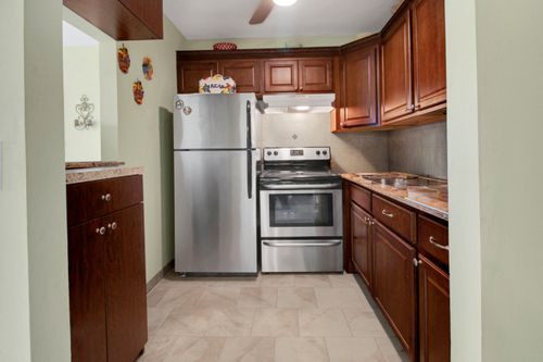 412 Brighton J, Boca Raton, FL, 33434-4811 | Card Image