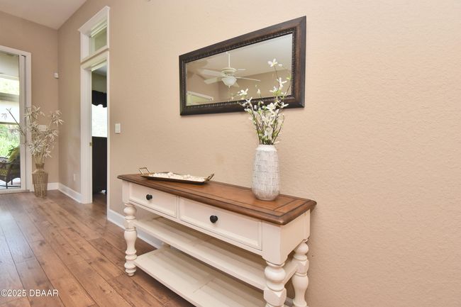 Hallway to FL porch, primary | Image 21