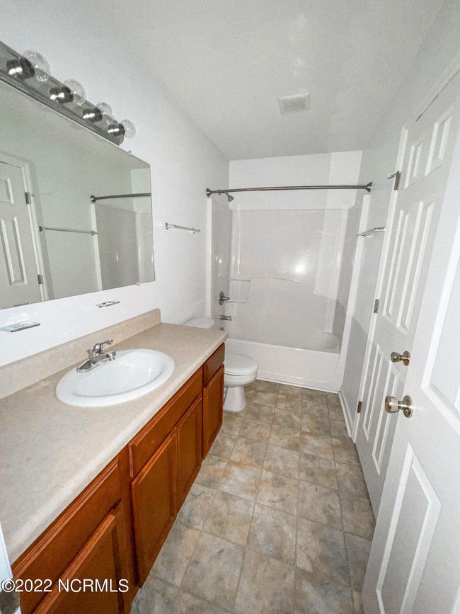 242 Smallwood Rd, Townhouse with 3 bedrooms, 3 bathrooms and 1 parking in Hubert NC | Image 10