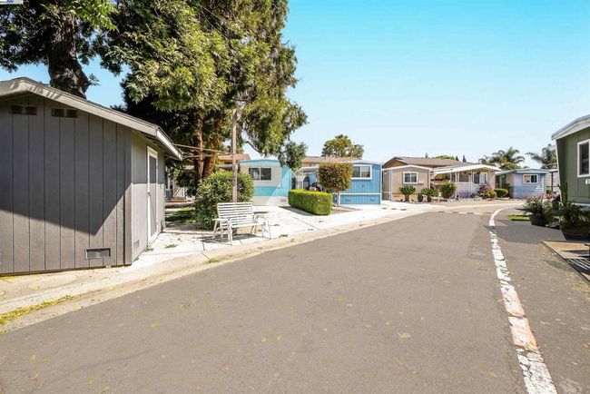 17754 Meekland Ave, Home with 1 bedrooms, 1 bathrooms and null parking in Cherryland CA | Image 5